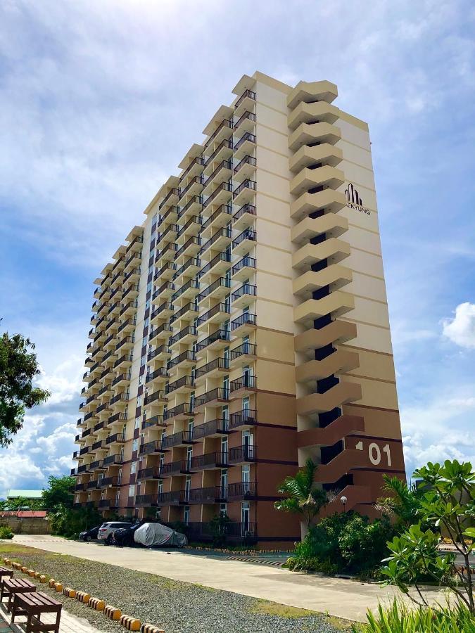 Condo W/ Balcony Near Mactan International Airport Lapu-Lapu City Exterior photo