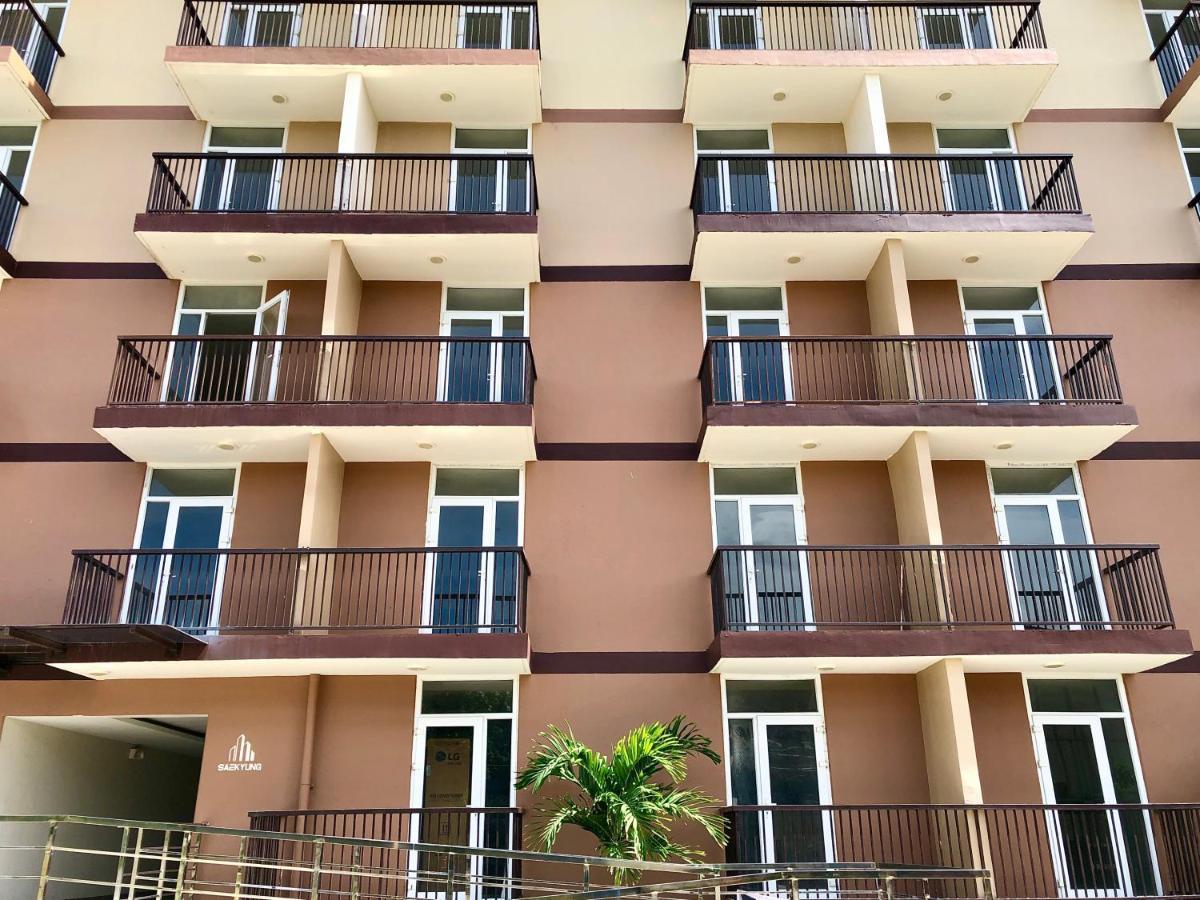 Condo W/ Balcony Near Mactan International Airport Lapu-Lapu City Exterior photo
